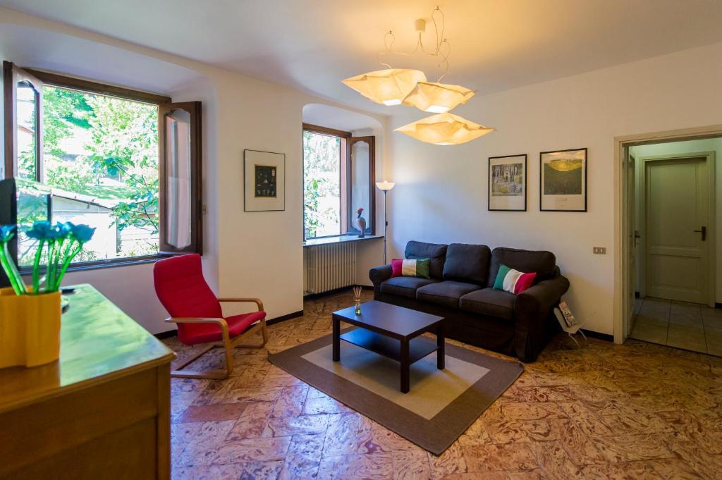 Le Residenze Del Conte Agudio Apartment Malgrate Phòng bức ảnh